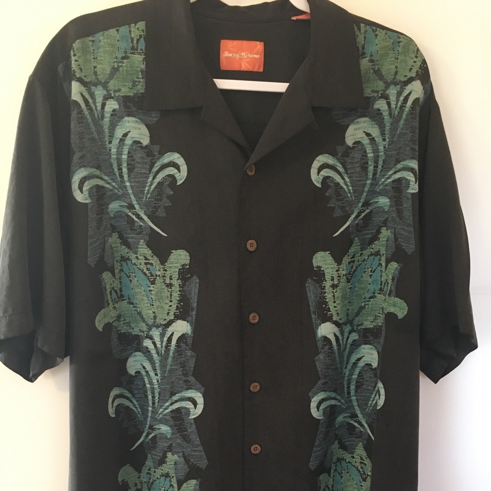 Tommy Bahama 100% silk shirt